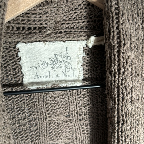 Angel of the North Cardiagn - Picture 4 of 8